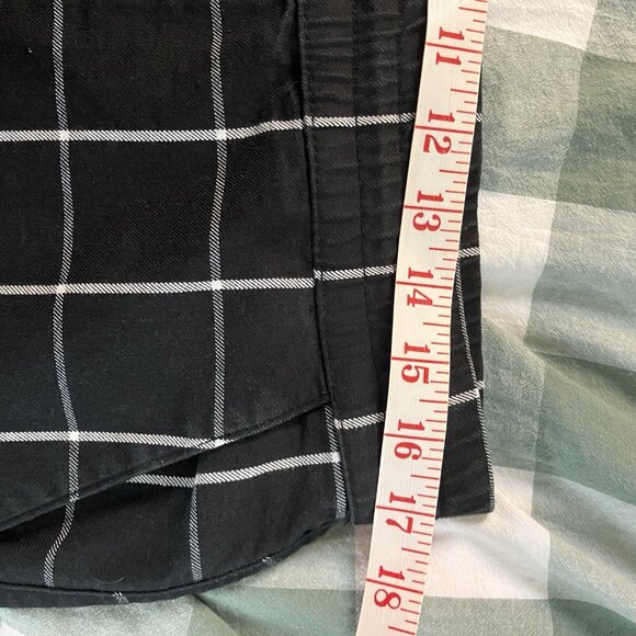 Hot Topic Black & White Grid Cargo Jogger Pants Mens L Plaid Punk Goth - Picture 7 of 10